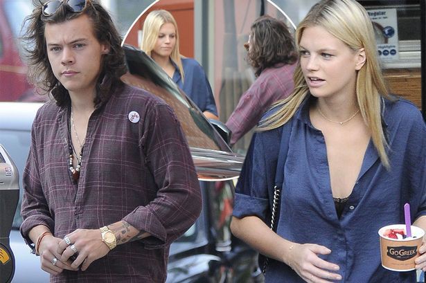 Dàn tình cũ chân dài sexy của Harry Styles trước Kiko: Từ Taylor Swift, Kendall Jenner cho đến các máy bay lớn tuổi - Ảnh 12.