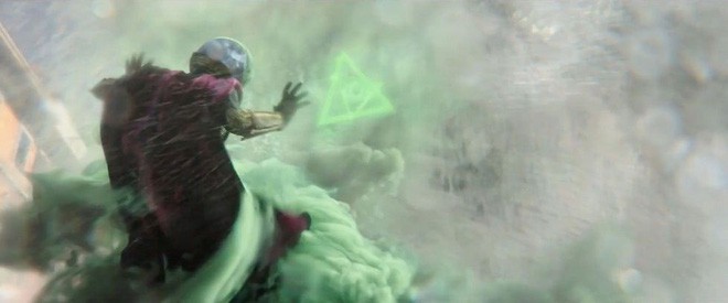 Mysterio trong Spider-Man: Far From Home là ai? Sức mạnh màu xanh lá của hắn có thể làm được những gì? - Ảnh 2.