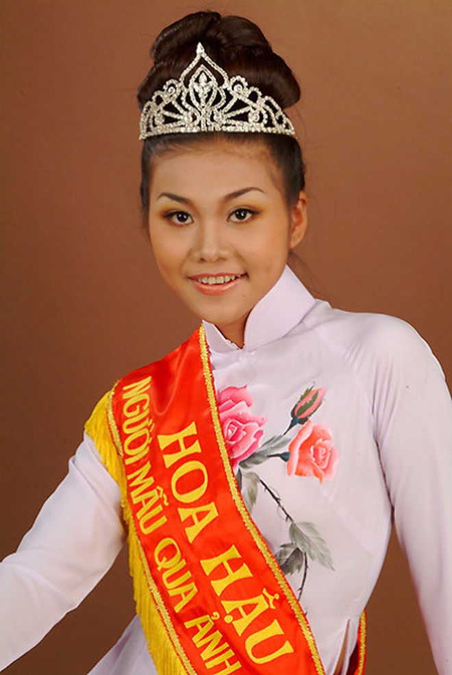 Ngắm mặt mộc không son phấn của dàn Hoa hậu Việt tuổi Hợi - Ảnh 1.