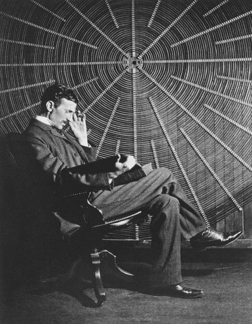 Tài đi đôi với tật: Đây là những thói quen, những đức tin quái lạ của Nikola Tesla - Ảnh 1.