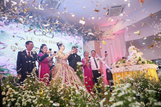 Cuộc sống của Hoa hậu Đặng Thu Thảo sau 2 tháng kết hôn với doanh nhân Phúc Thành - Ảnh 1.