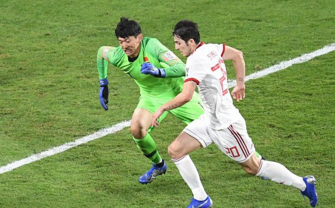 Đội nhà thua đậm, CĐV Trung Quốc mang Việt Nam ra so sánh: Thi đấu như họ mới là bóng đá - Ảnh 2.
