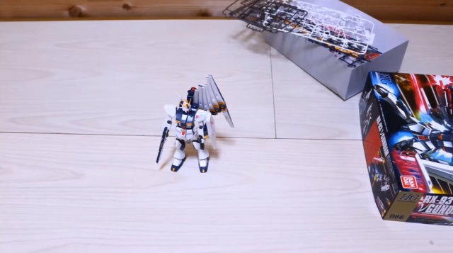 Loạt video chế robot Gundam tự lắp ráp như Transformer quá thú vị, đủ sức đốn tim fan ngay lập tức - Ảnh 9.