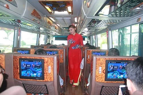 Xe buýt 5 sao Tân Sơn Nhất đi Vũng Tàu lăn bánh trước Tết - Ảnh 2.