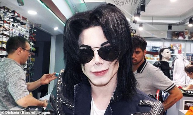 Từ bỏ ngoại hình thư sinh, thanh niên chi 700 triệu để phẫu thuật thẩm mỹ thành Michael Jackson - Ảnh 5.