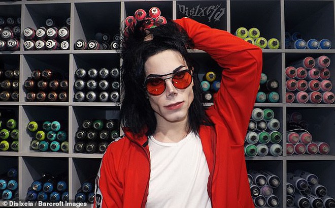 Từ bỏ ngoại hình thư sinh, thanh niên chi 700 triệu để phẫu thuật thẩm mỹ thành Michael Jackson - Ảnh 7.