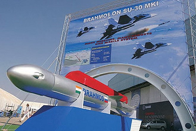 [ẢNH] Lộ diện khách hàng không ngờ tại Đông Nam Á của tên lửa BrahMos - Ảnh 12.