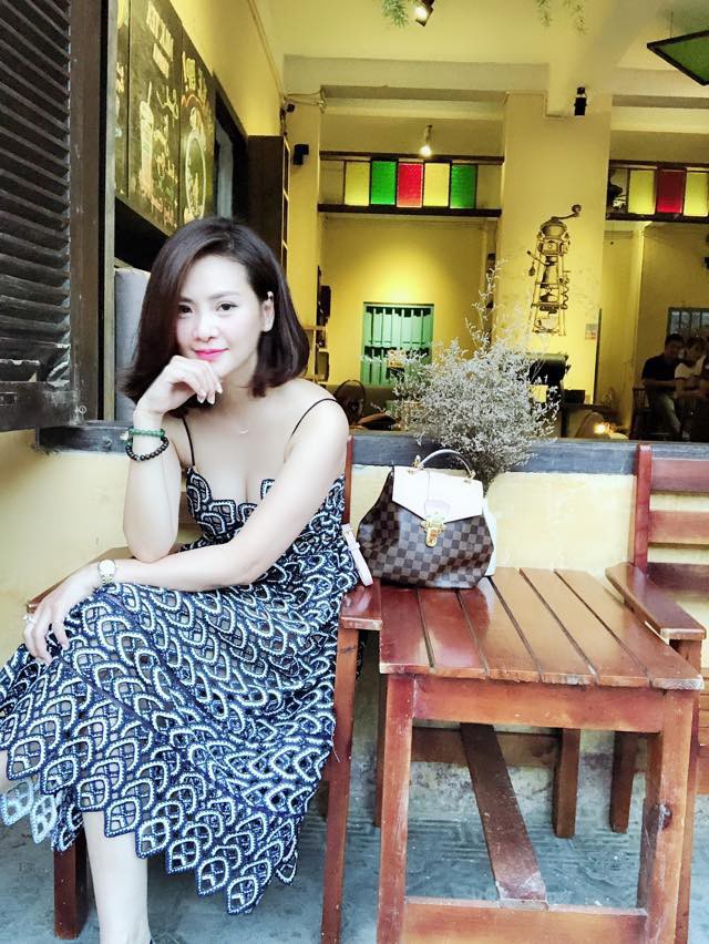 Singlemom xinh đẹp sống đơn thân 14 năm: “Tết không chồng có gì mà phải không vui?” - Ảnh 1.