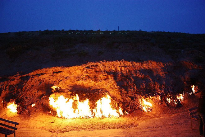 Ngọn lửa được mệnh danh là địa ngục: Cháy được 4000 năm và không hề có dấu hiệu sẽ ngừng lại - Ảnh 8.