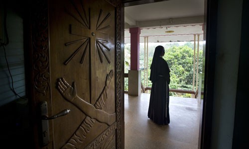 Nữ tu bị linh mục hãm hiếp tại khắp các nhà thờ ở Ấn Độ: Sự im lặng đáng sợ suốt nhiều thập kỷ - Ảnh 1.