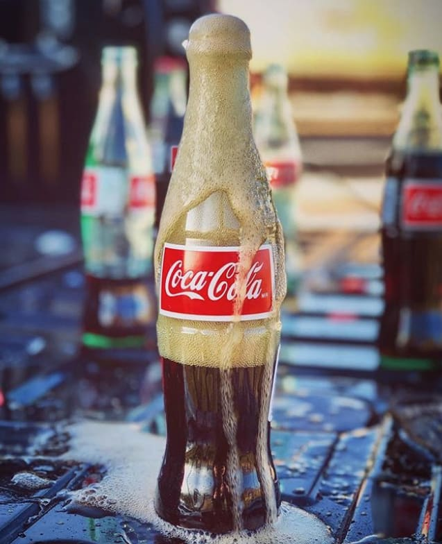 Đây là lý do khiến Coca-cola đóng chai thủy tinh chuẩn vị hơn hẳn lon nhôm hoặc chai nhựa - Ảnh 2.