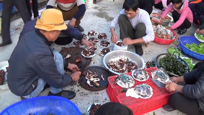 Chàng trai khoe đám cưới ở quê vui hơn ở phố, dân mạng nôn nao hỏi: Đã bao lâu chưa về ăn cơm quê? - Ảnh 5.