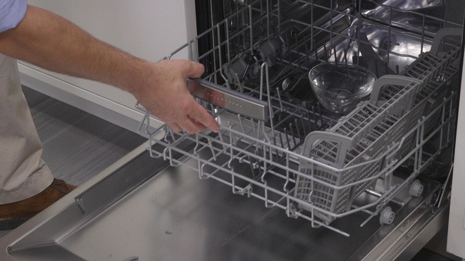 Làm sạch mọi đồ dùng, giúp nhà siêu sạch chỉ bằng giấm ăn thông thường - Ảnh 2.