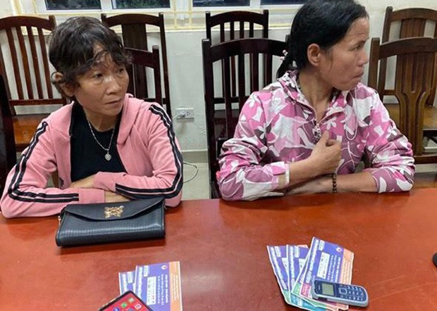 Bắt giữ 6 đối tượng cò vé chuyên nghiệp, có nguồn vé từ Ban tổ chức trận Việt Nam vs Malaysia - Ảnh 2. Bắt giữ 6 đối tượng cò vé chuyên nghiệp, có nguồn vé từ Ban tổ chức trận Việt Nam vs Malaysia - Ảnh 2.