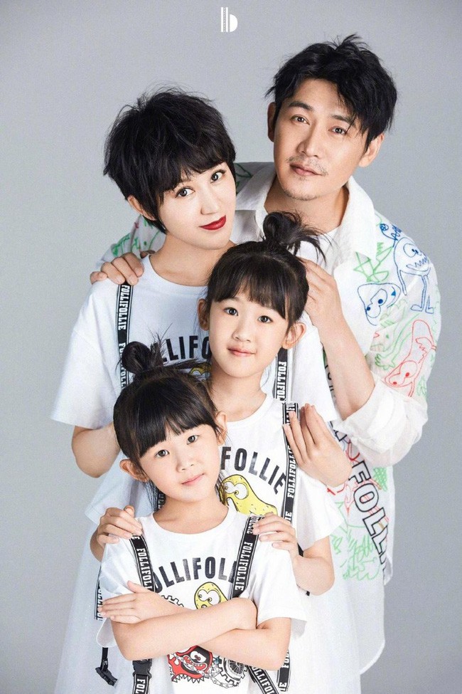 Lục Nghị - Mỹ nam hàng đầu Trung Quốc: Mối tình 20 năm suýt lung lay vì tin đồn ngoại tình với Phạm Băng Băng - Ảnh 14. Lục Nghị - Mỹ nam hàng đầu Trung Quốc: Mối tình 20 năm suýt lung lay vì tin đồn ngoại tình với Phạm Băng Băng - Ảnh 14.