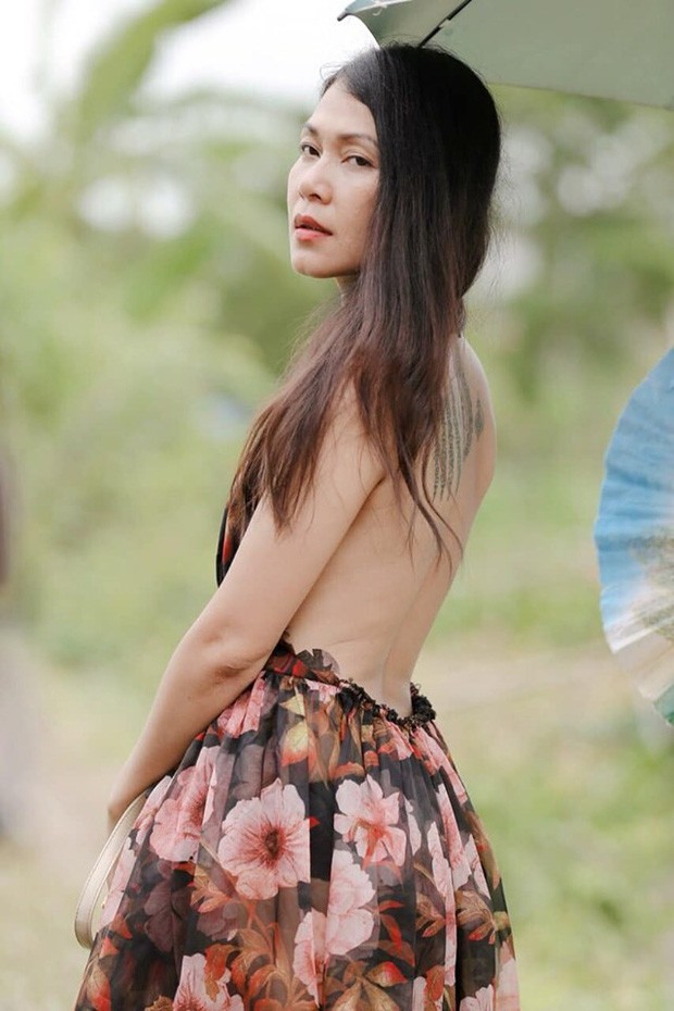 Nhan sắc và body dàn sao nữ Thất Sơn Tâm Linh: Sexy “bức thở”, Hoàng Yến lột xác, Đinh Y Nhung U40 vẫn dư sức chặt chém đàn em! - Ảnh 8. Nhan sắc và body dàn sao nữ Thất Sơn Tâm Linh: Sexy “bức thở”, Hoàng Yến lột xác, Đinh Y Nhung U40 vẫn dư sức chặt chém đàn em! - Ảnh 8.