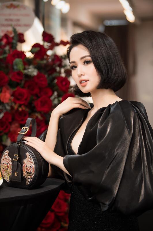 Hot girl Tâm Tít xuất hiện xinh đẹp tại sự kiện của NTK Thùy Victory - Ảnh 7.