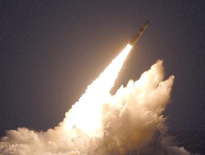 Từ lòng đại dương, Mỹ thử siêu tên lửa hạt nhân với nâng cấp đáng sợ - Ảnh 17.