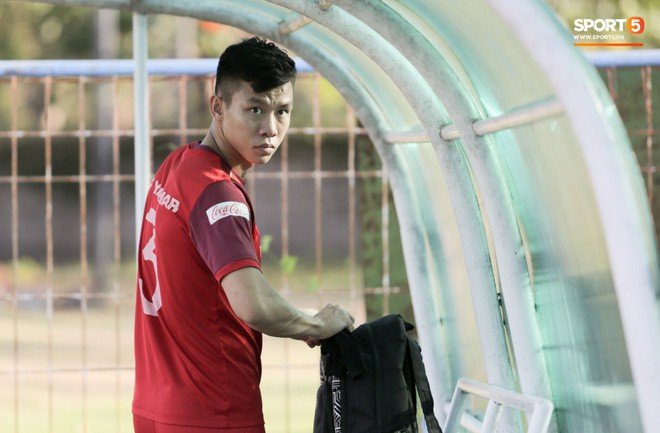 Sau Tuấn Anh, đội trưởng tuyển Việt Nam tiếp tục khiến HLV Park Hang-seo lo lắng - Ảnh 6.