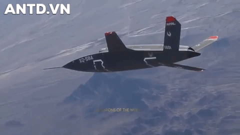Sát thủ XQ-58A Valkyrie, cặp bài trùng đáng sợ khi kết hợp với chiến đấu cơ F-35 - Ảnh 1.