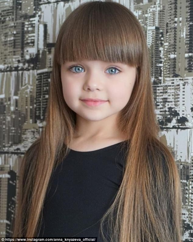 Mới 6 tuổi đã xinh như thiên thần, vừa đáng yêu vừa quyến rũ, bé gái được dân mạng tung hô là người mẫu nhí đẹp nhất thế giới - Ảnh 11.