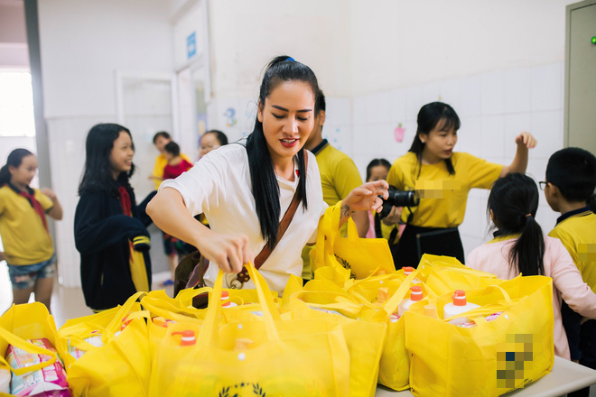 Diễn viên Minh Cúc: Tháng vừa rồi, tôi xin được hơn 100 triệu đồng! - Ảnh 2.