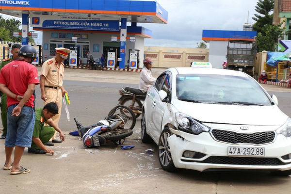 Xác minh thông tin CSGT truy đuổi khiến 2 học sinh gặp nạn ở Đắk Lắk - Ảnh 1.