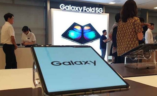 Báo Hàn: Samsung thì liên tục sáng tạo smartphone mới còn Apple chỉ “cố gắng” nâng cấp iPhone? - Ảnh 1.