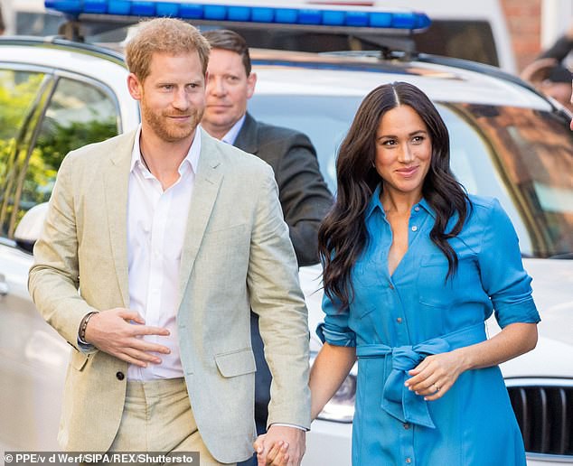 Hoàng tử Harry thông báo khởi kiện báo Anh vì bắt nạt Meghan Markle, phản ứng của cộng đồng mạng mới thật bất ngờ - Ảnh 1.