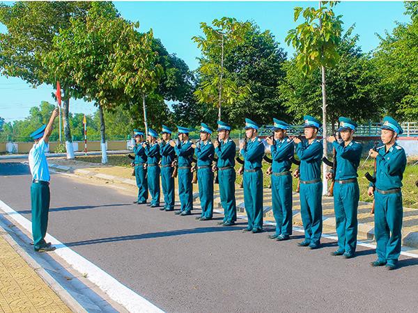 Sư đoàn Phòng không 377: Những người lính canh trời, giữ biển - Ảnh 8.