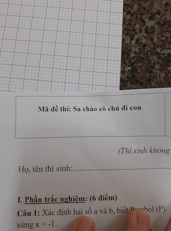 Giáo viên “bắt trend” nhanh không kém học sinh: Giờ kiểm tra căng thẳng mà nhìn mã đề của cô, ai nấy cười chảy nước mắt - Ảnh 1.