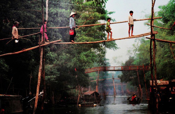 Việt Nam năm 1993 trong ống kính quốc tế - Ảnh 2.