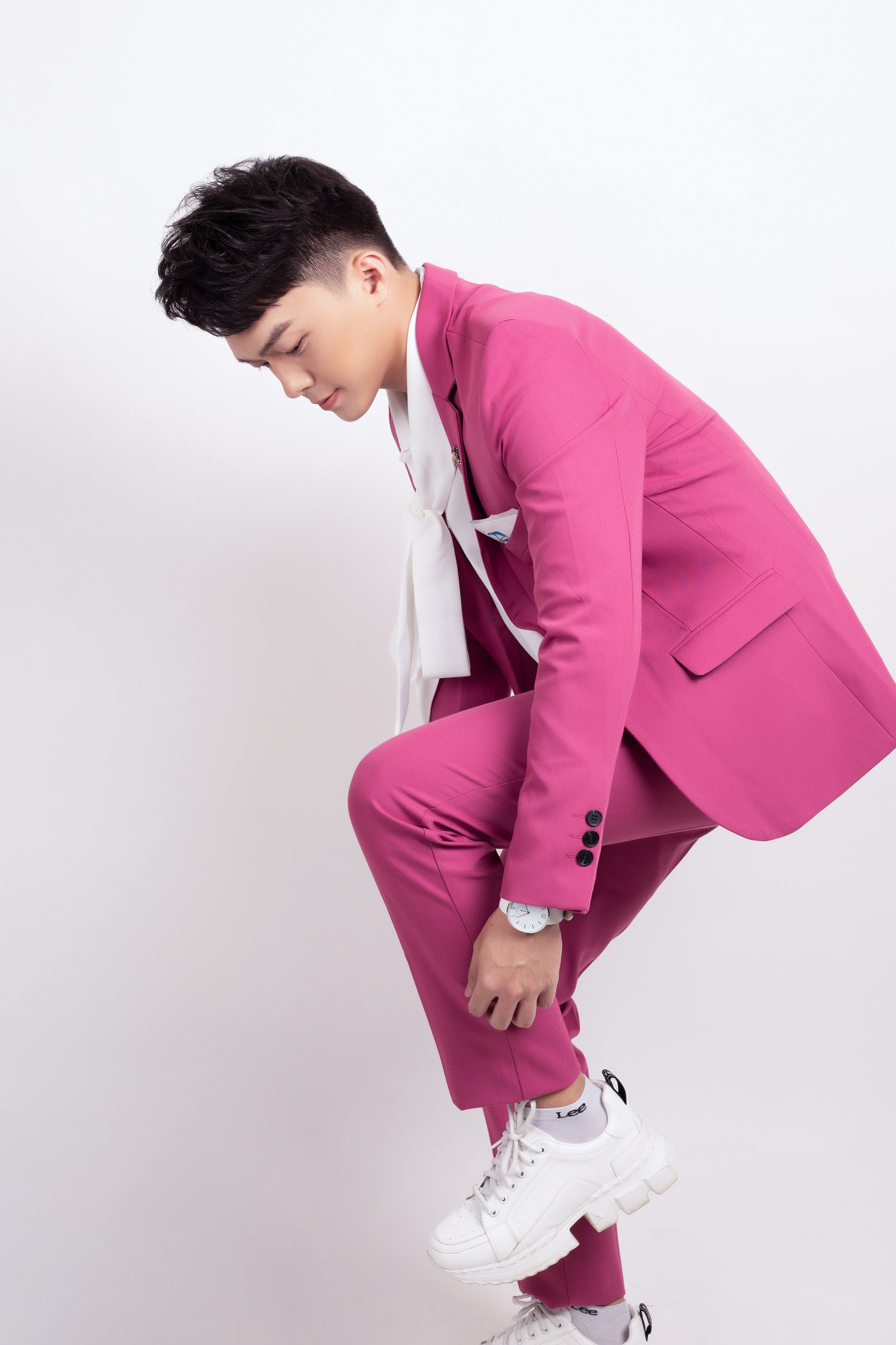 Khánh Hoàng Bolero bán nhà để theo đuổi đam mê ca hát - Ảnh 2. Khánh Hoàng Bolero bán nhà để theo đuổi đam mê ca hát - Ảnh 2.