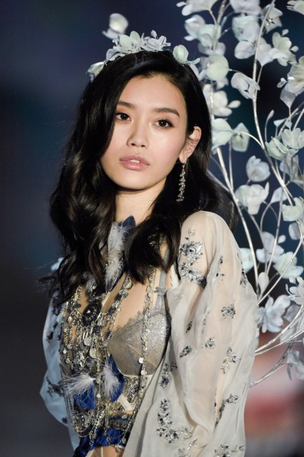 Ming Xi: Chân dài Victorias Secret chiêu trò, đổi đời thành nàng dâu vàng nhờ sinh cháu đích tôn cho gia tộc Macau quyền thế - Ảnh 28.