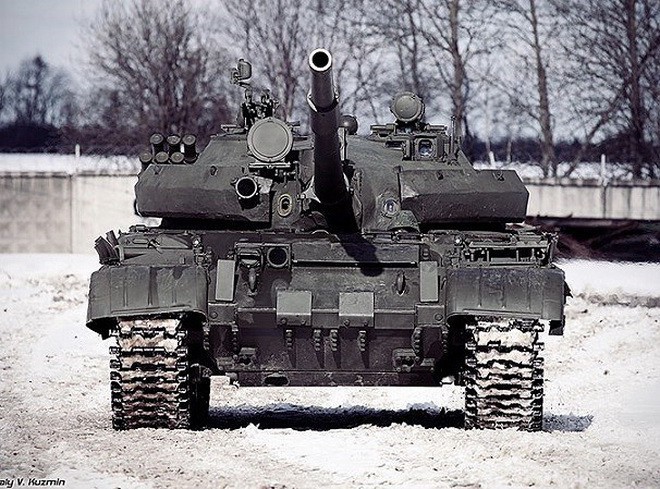 Chiến tăng T-62M Nga vừa viện trợ cho Syria đã bị phiến quân đánh tan tành - Ảnh 11.