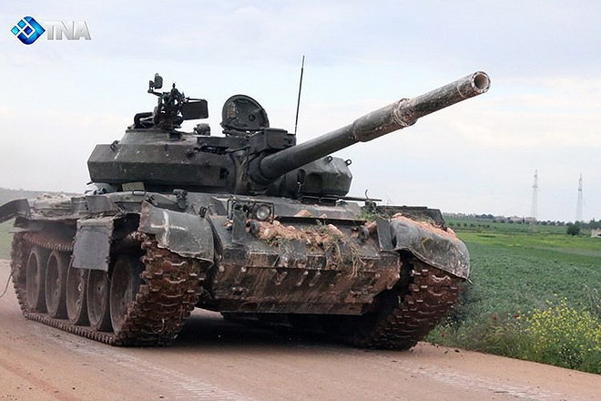 Chiến tăng T-62M Nga vừa viện trợ cho Syria đã bị phiến quân đánh tan tành - Ảnh 12.