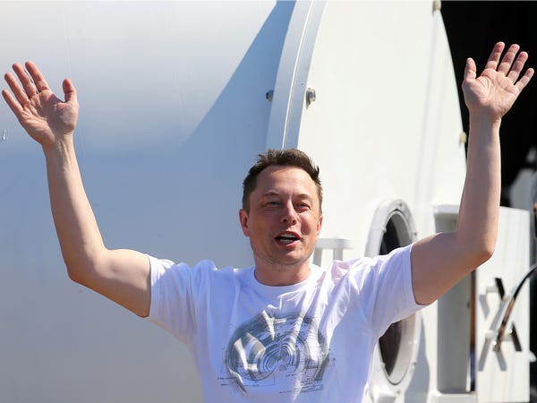 Cựu nhân viên Tesla tiết lộ đời sướng khổ ra sao khi làm việc dưới trướng Elon Musk - Ảnh 11.