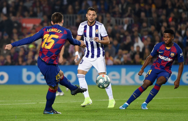 Messi tạo khoảnh khắc thiên tài, Barca đại thắng ở vòng 11 La Liga - Ảnh 2.