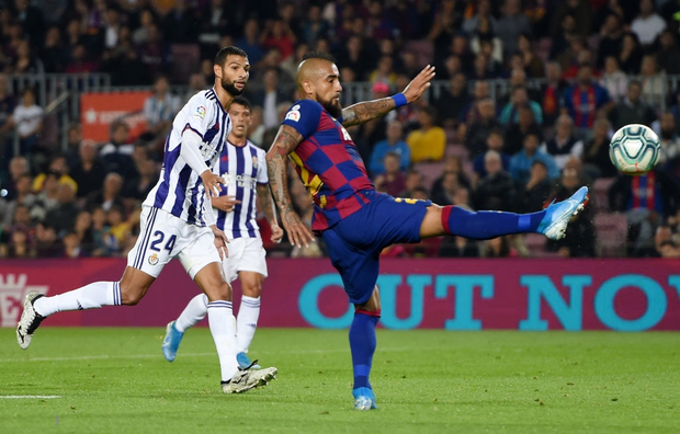 Messi tạo khoảnh khắc thiên tài, Barca đại thắng ở vòng 11 La Liga - Ảnh 4.