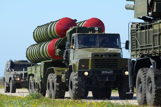 Ukraine bất ngờ khai hỏa S-300 dữ dội sát bán đảo Crimea - Ảnh 14.