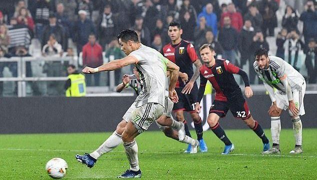 Ronaldo lóe sáng phút 96, Juventus đòi lại ngôi đầu - Ảnh 2.