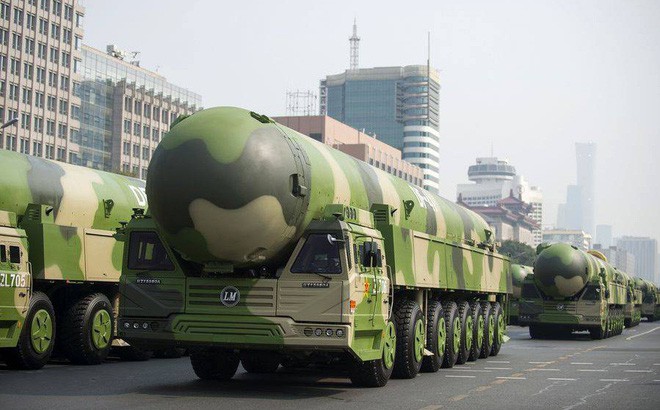 Mỹ xếp giáp quy hàng trước tên lửa Trung Quốc: Lá chắn hạt nhân đã thiếu nay còn yếu? - Ảnh 1.