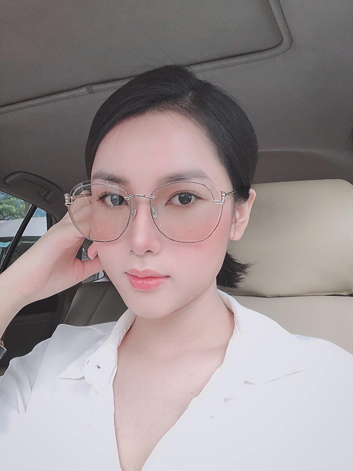 Cận cảnh nhan sắc của MC VTV bị đồn yêu thủ môn Bùi Tiến Dũng - Ảnh 10. Cận cảnh nhan sắc của MC VTV bị đồn yêu thủ môn Bùi Tiến Dũng - Ảnh 10.