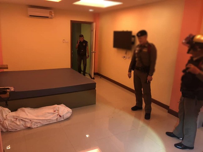 Bước vào dọn phòng, nhân viên khách sạn phát hiện ra thi thể nằm dưới sàn, cảnh sát vào cuộc cũng ngã ngửa khi biết sự thật - Ảnh 3.