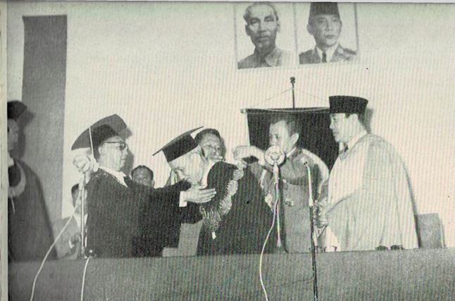 Hình ảnh quý giá chuyến thăm lịch sử của Chủ tịch Hồ Chí Minh tới Indonesia 60 năm trước - Ảnh 13.