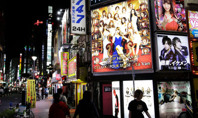 Các thiếu nữ trở thành tầm ngắm của ngành công nghiệp người lớn ở Nhật Bản: Ước mơ làm người nổi tiếng chớp mắt trở thành bi kịch - Ảnh 6.