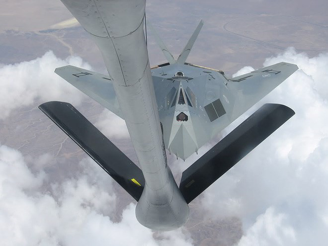 [ẢNH] Mỹ khôi phục tiêm kích tàng hình F-117 để trưng bày, hay âm thầm tái sử dụng? - Ảnh 16.