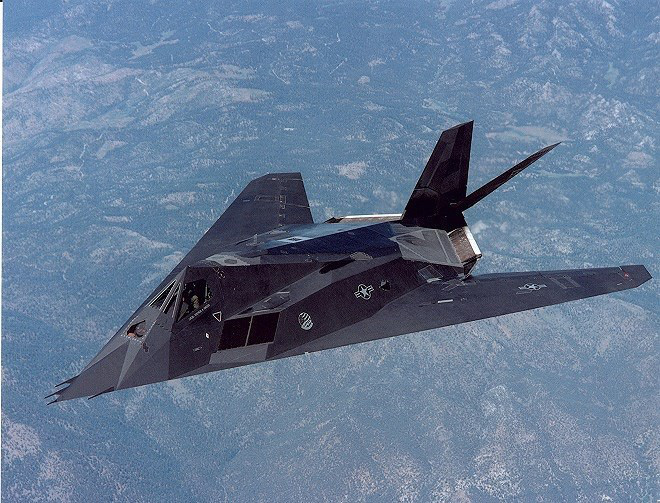 [ẢNH] Mỹ khôi phục tiêm kích tàng hình F-117 để trưng bày, hay âm thầm tái sử dụng? - Ảnh 21.