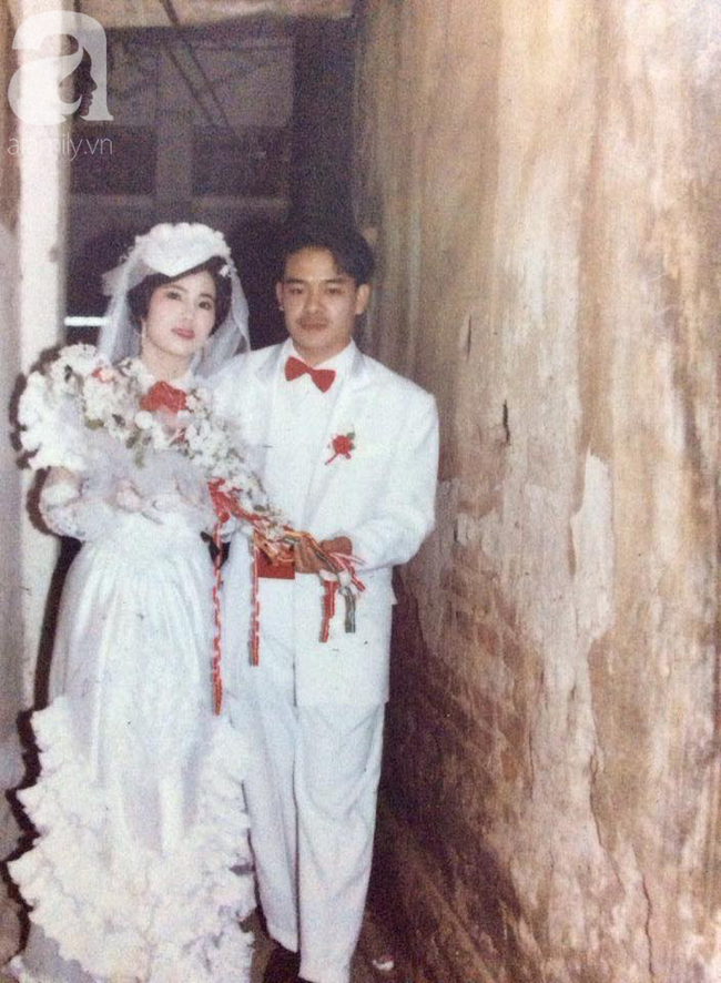Chuyện tình của cặp đôi Hải Phòng ngầu như diễn viên Hong Kong 26 năm trước: Lời nói dối của người đàn ông siêu ghen thành công cưới cô gái trong mơ về nhà - Ảnh 2.