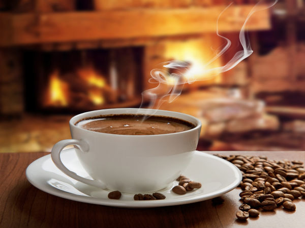 Uống nhiều cà phê, nước sinh tố buổi sáng dễ bị tăng cân - Ảnh 1.